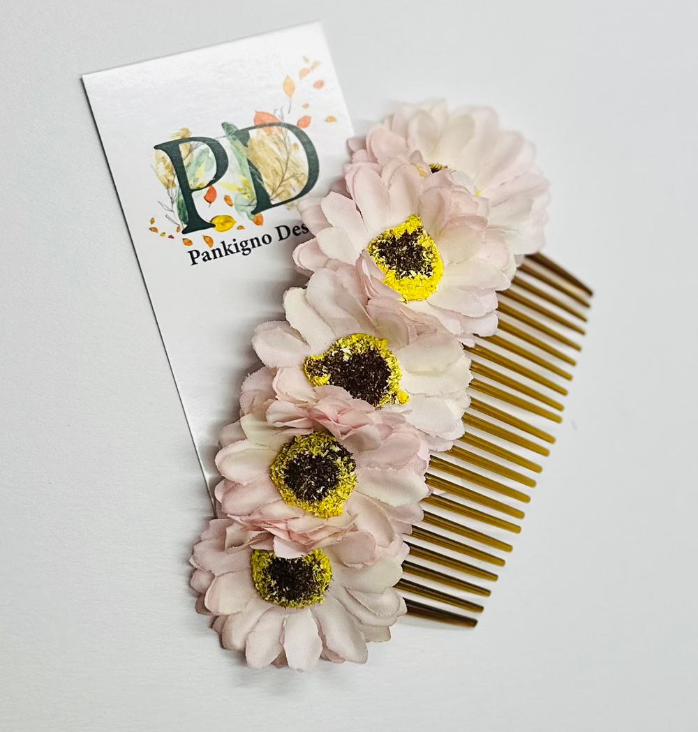 Гребень Pankigno Design с цветком хризантемы