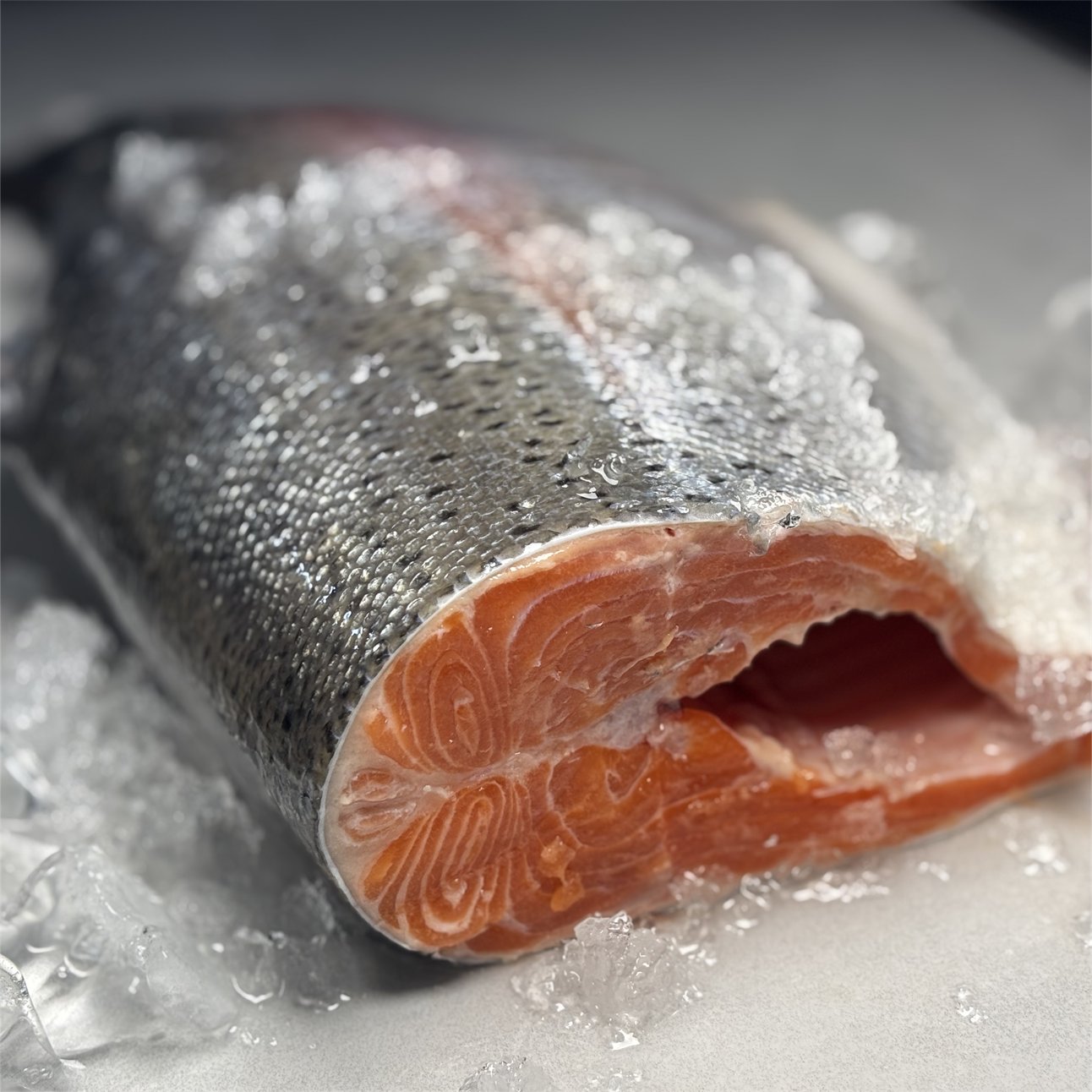 Форель охлажденная тушка 5.5/6.5, б/г