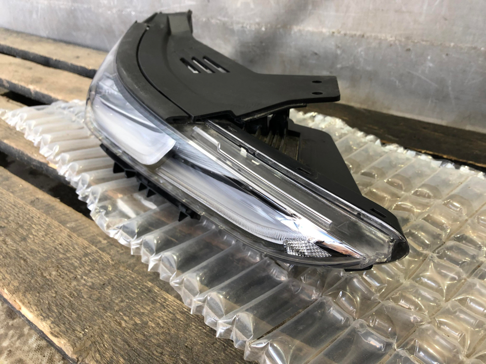 Фара правая LED Hyundai Santa Fe 4 (TM) 18-21 Б/У Оригинал 92208S1000