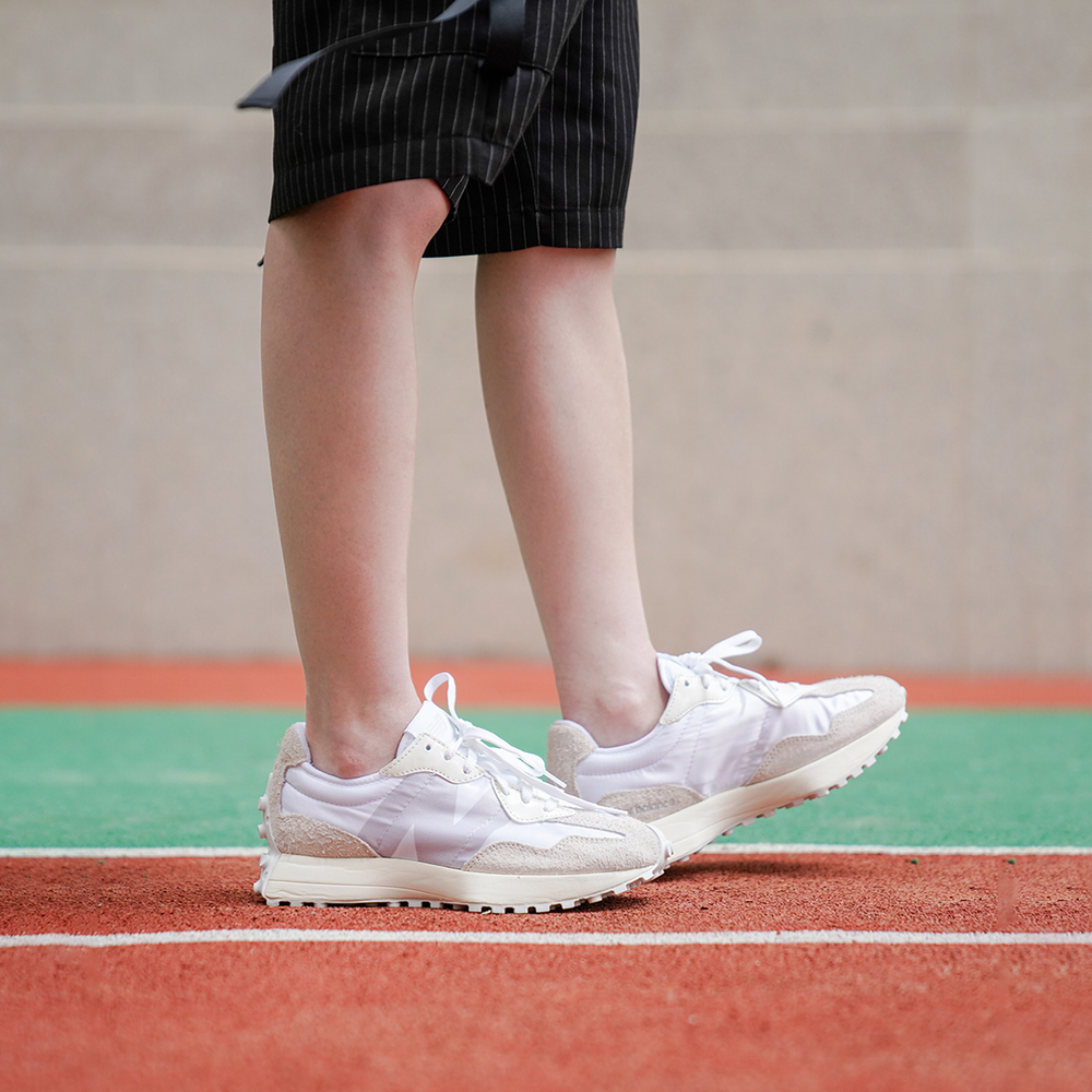327 Wmns New Balance 'White Moonbeam' Women's