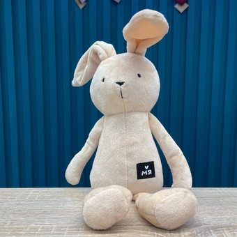 Заяц Джон бежевый 30 см