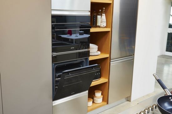 Электрический духовой шкаф Smeg SFP6604NXE