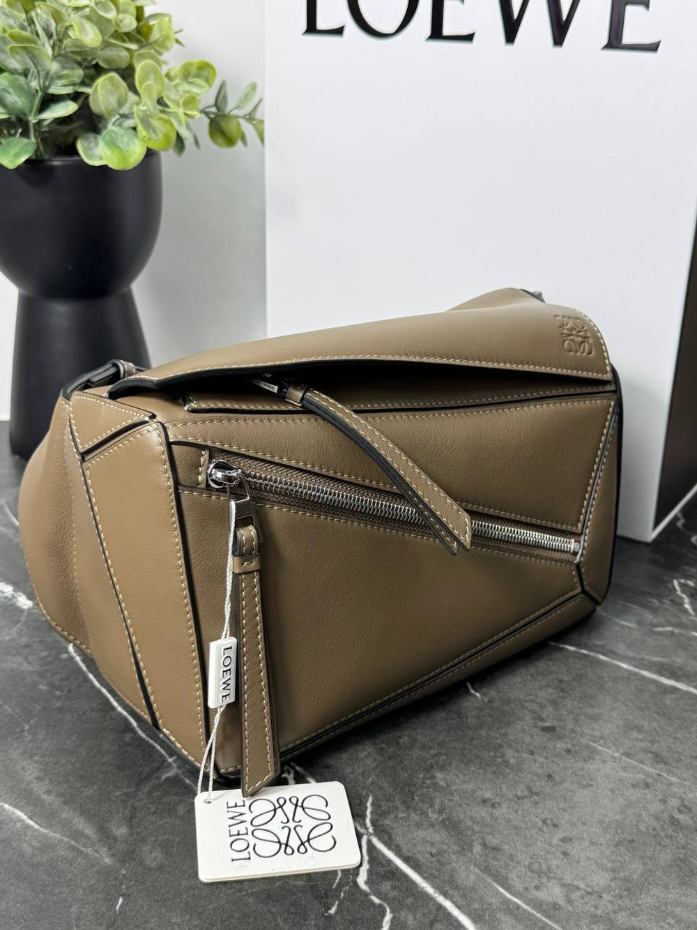 Поясная сумка Loewe