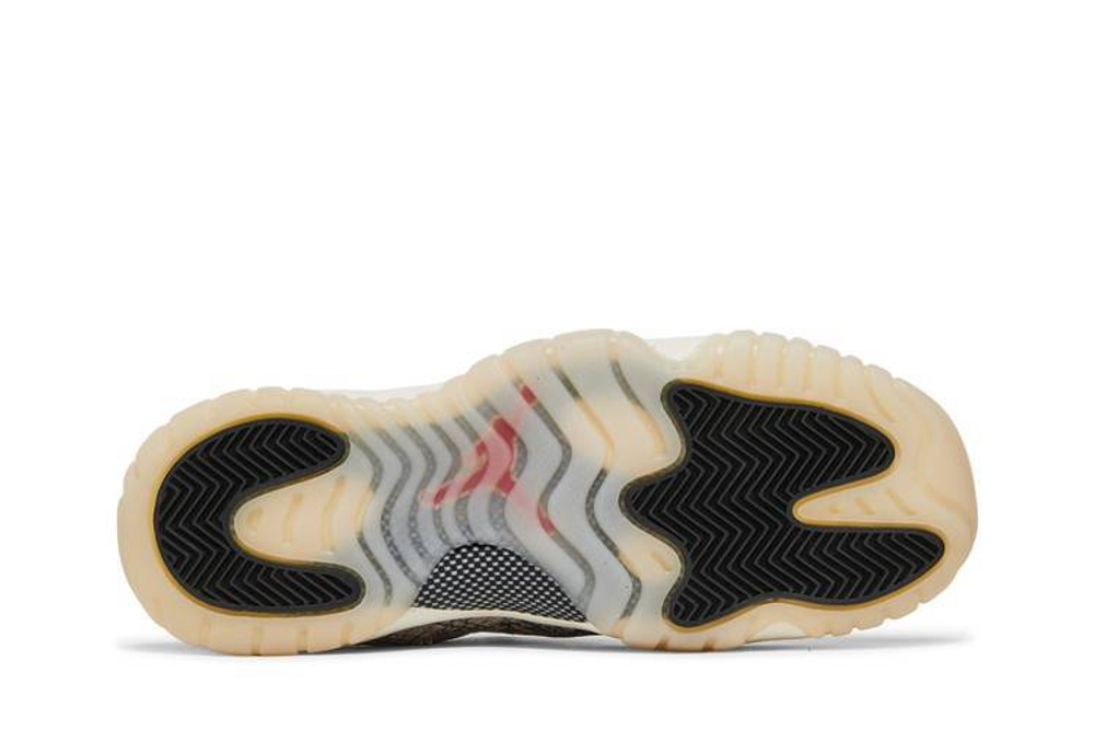 Кроссовки Jordan Air Jordan 11 Low Snakeskin Light Bone (Женская размерная сетка)