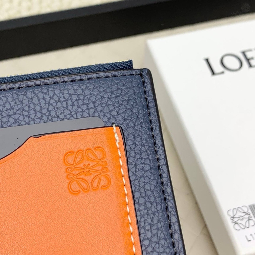Картхолдер Loewe