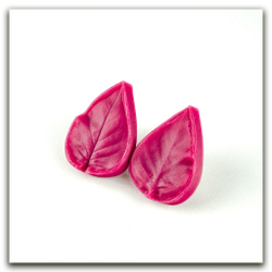 Листья сирени малые