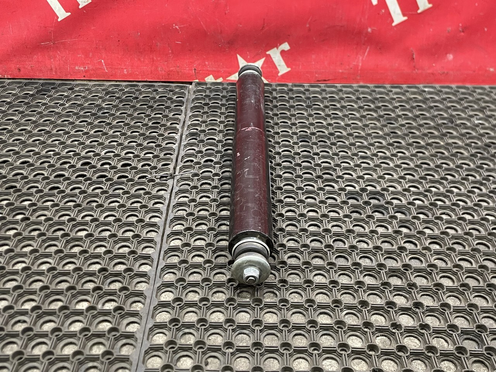 Амортизатор передний