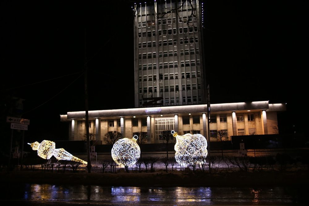 Светодиодный шар - елочная подвеска