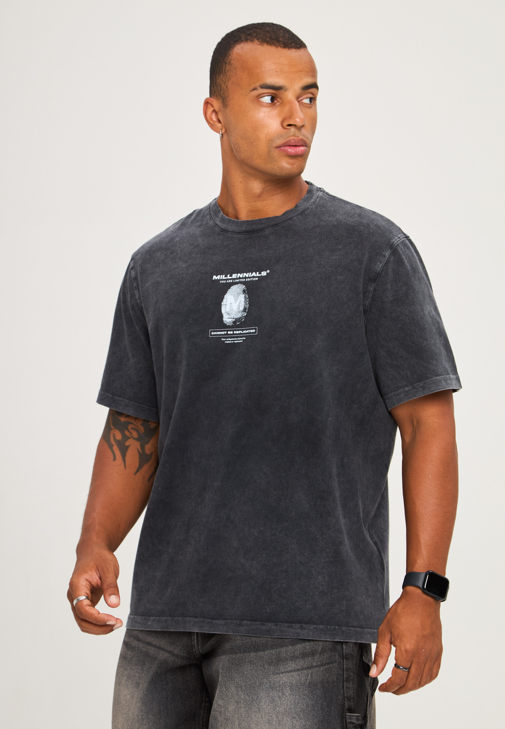 Футболка MILLENNIALS серый