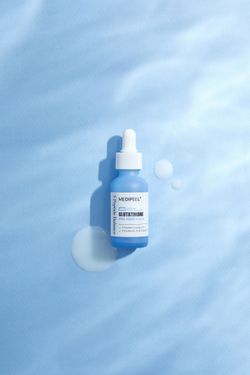 MEDI-PEEL Увлажняющая витаминная ампула для сияния кожи Glutathione Hyal Aqua Ampoule 30 мл.