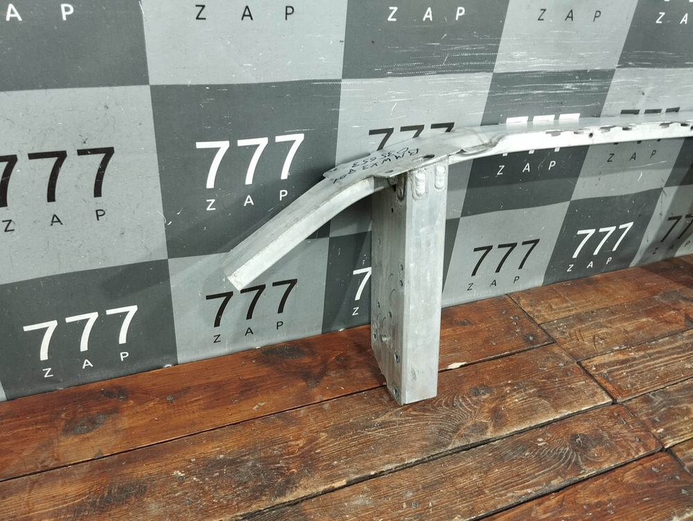 Усилитель переднего бампера BMW X3 (G01) 17-нв Б/У Оригинал 51117399911