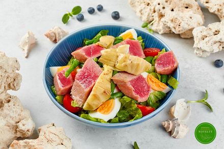 САЛАТЫ И ХОЛОДНЫЕ ЗАКУСКИ | SALADS & COLD SNACKS