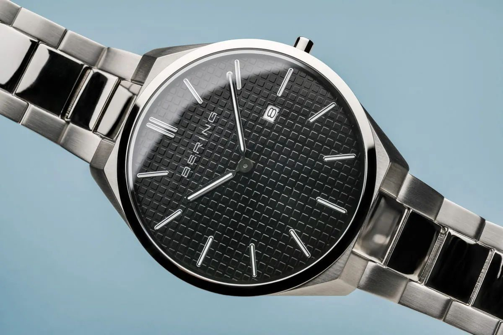 Наручные часы Bering 17240-702