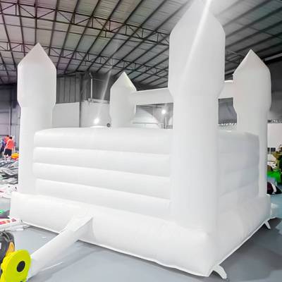 Белоснежный надувной батут - фотозона и реквизит для свадебных торжеств и праздников, 4*3*2,75 м