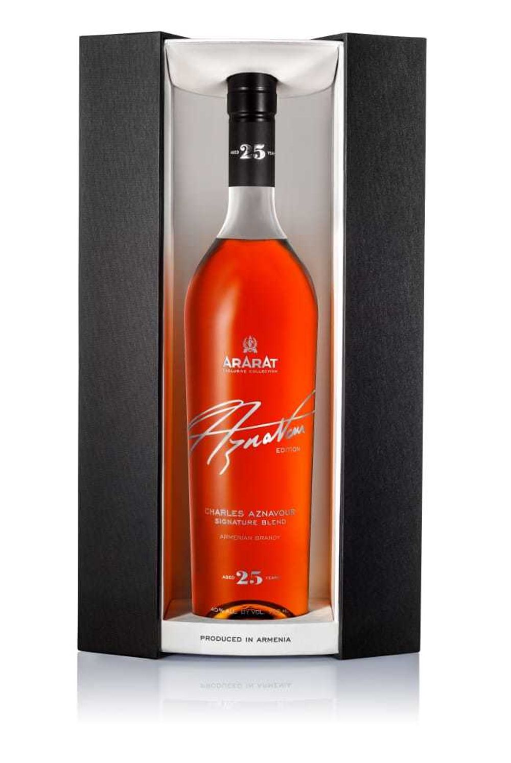 Коньяк Арарат Шарль Азнавур