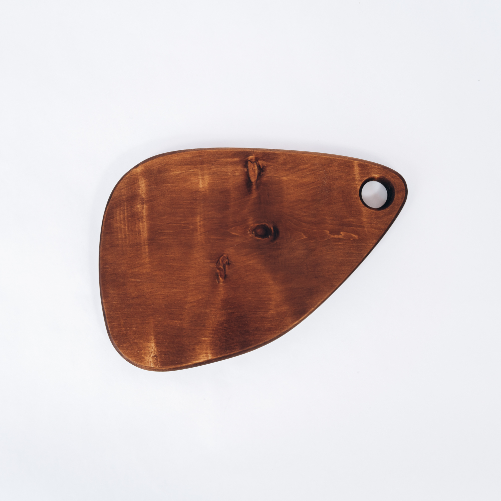 Деревянная разделочная доска из цельного куска дерева Сибирский Кедр RD4