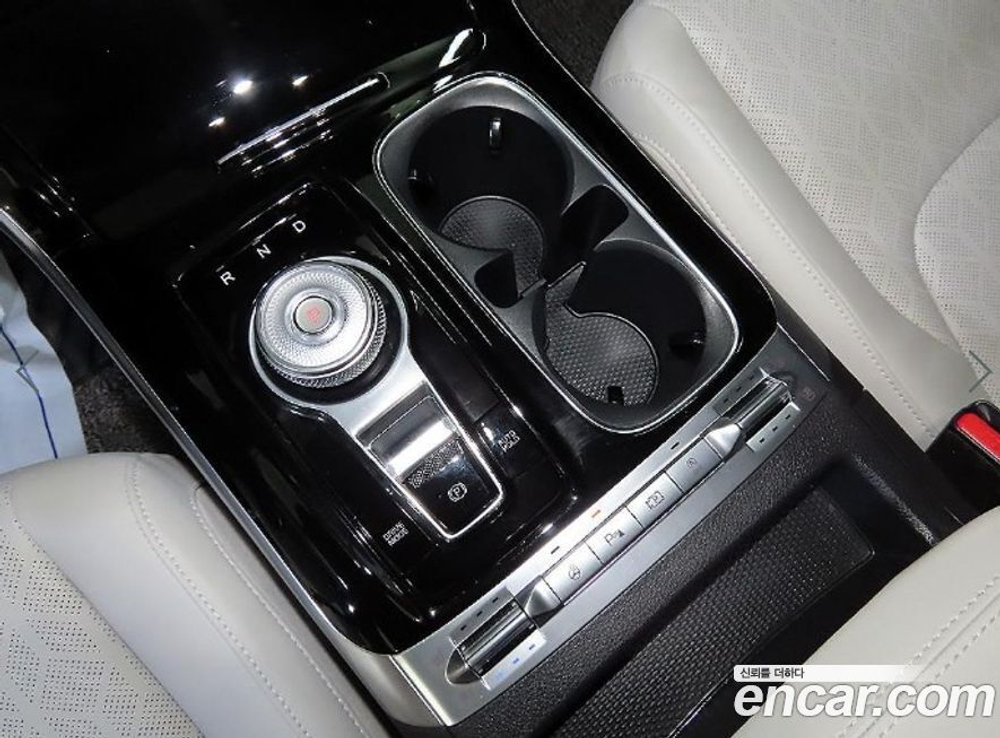 Kia Carnival (Sedona) 4 Generation 9-и местный Noblesse (04.2021)
