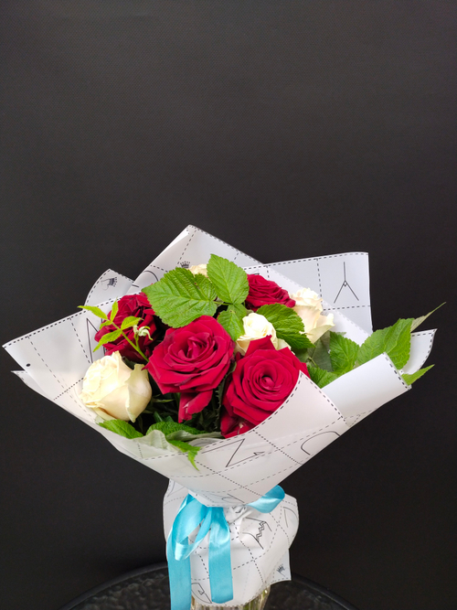 Букет Микс Роз