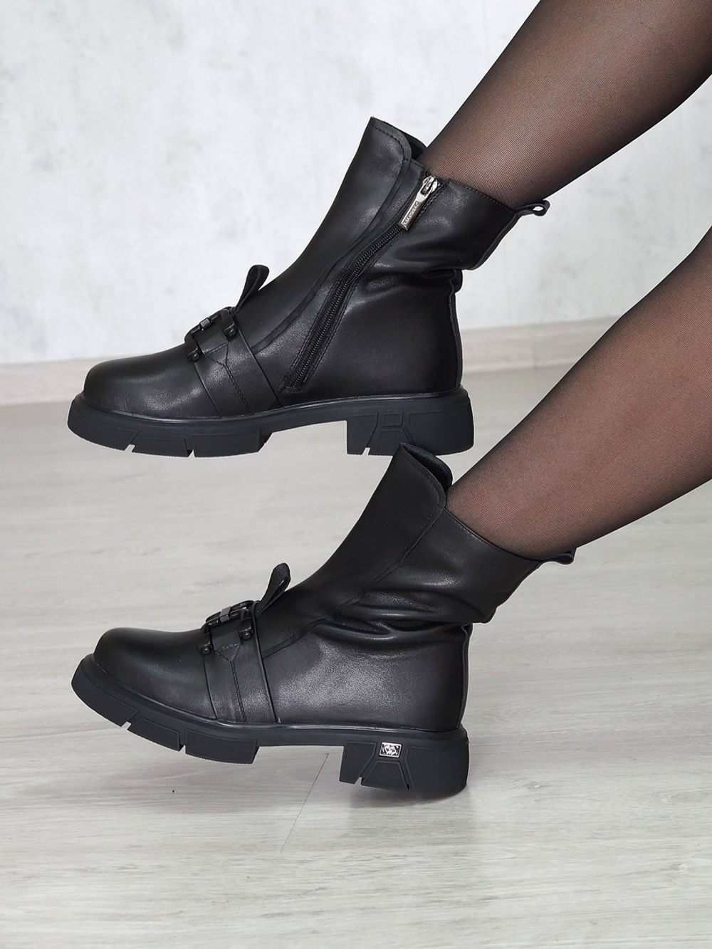 Полусапожки женские CARDICIANA K103-1