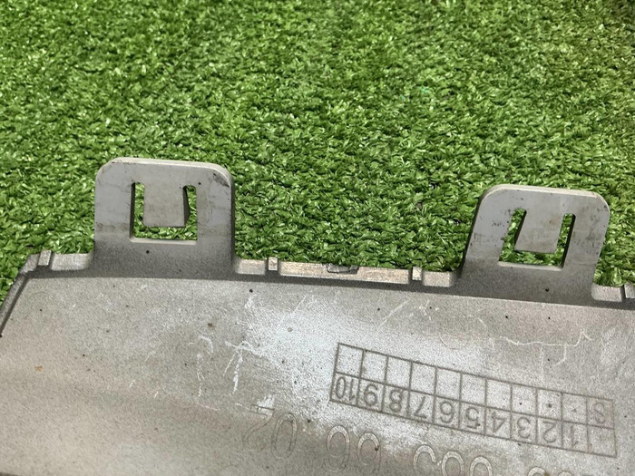 Накладка перед бампера Mercedes C w205 (18-23) AMG