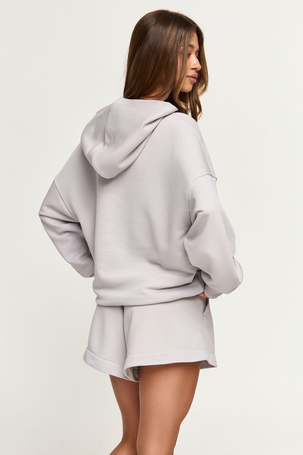 Худи свободного кроя светло-серого цвета