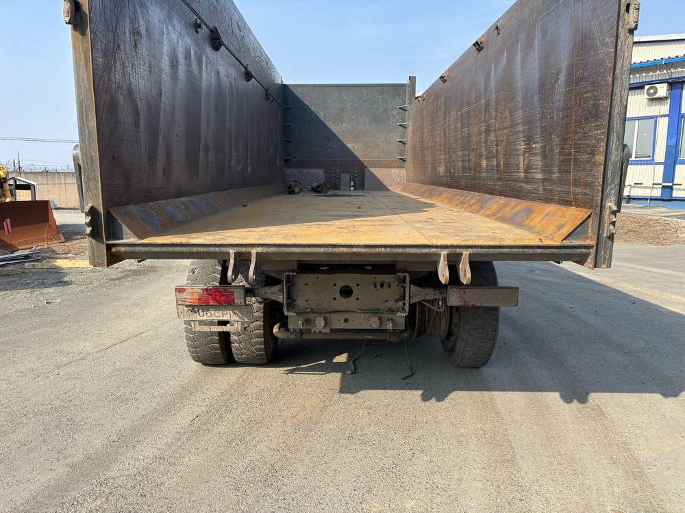 Shacman (Shaanxi) SX* 8x4 Самосвал SX331863366 (Дизельный, 12,5 л, 551 л.с., МТ)