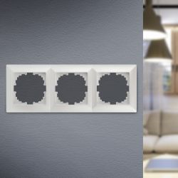 Рамка для розеток и выключателей Intro Solo 4-503-06 на 3 поста, СУ, перламутр