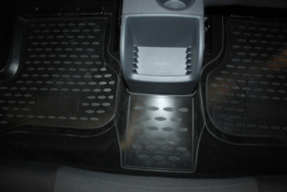 Коврики Standard, в салон SEAT Leon 10/2007- , 4 шт. (полиуретан, чёрные) Element.NLC.44.02.210