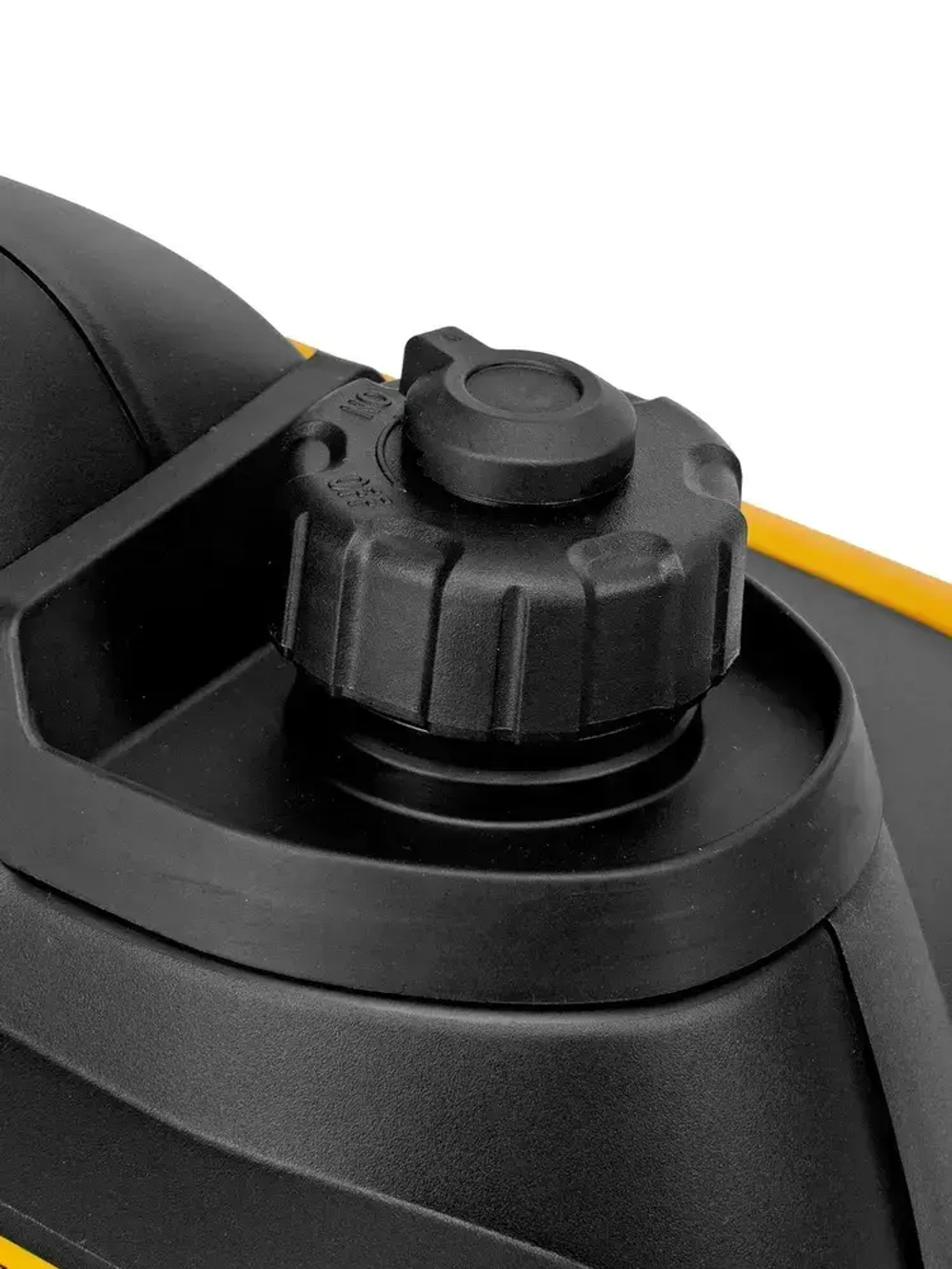 Генератор инверторный DENZEL, GS-3000iS, 3.0 кВт максимальная мощность, 230 В, ручной стартер, 2 розетки 230 В/16 А и выход USB 5 В, 94716