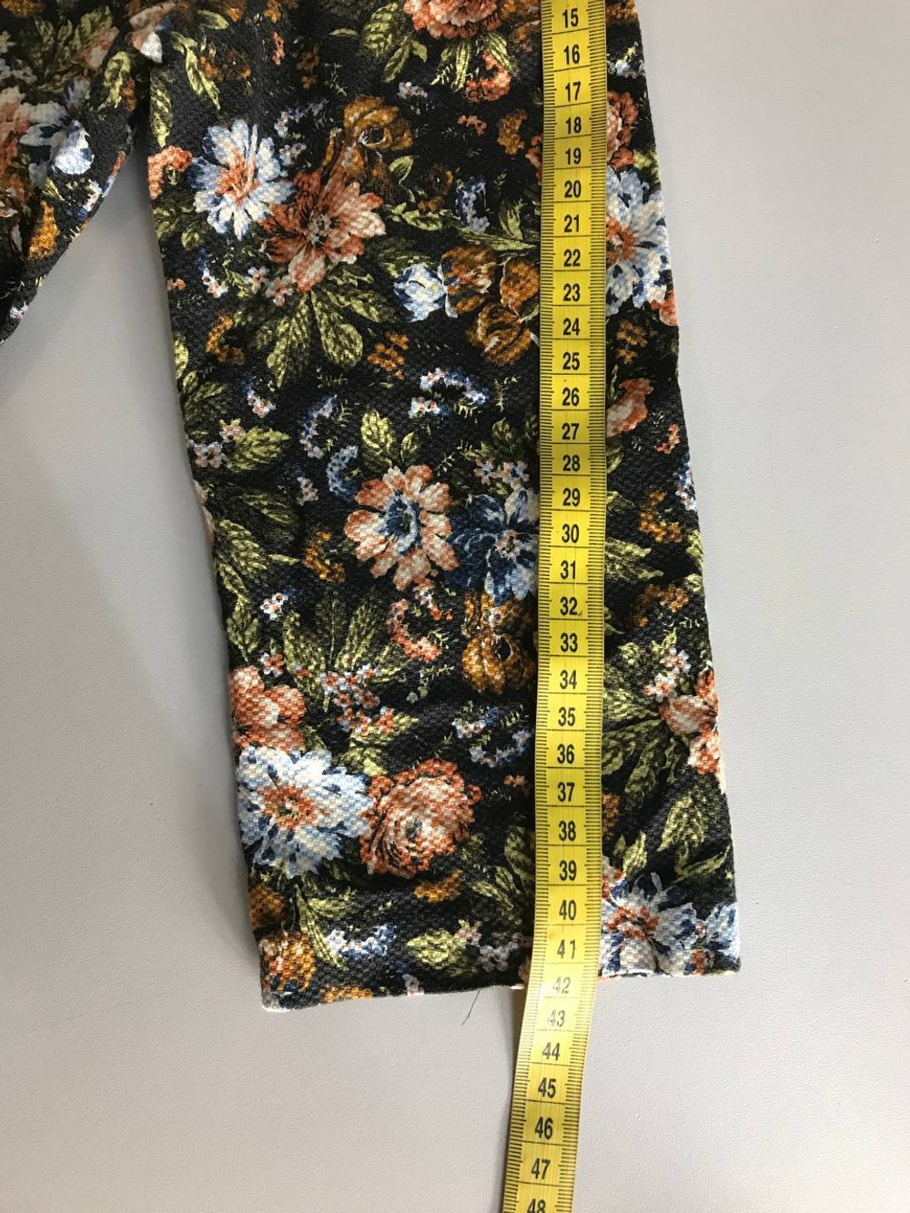 Платье Zara приталенное, маркировка L, визуально 46 размер