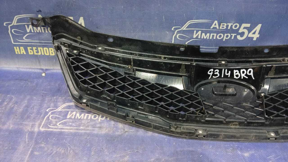 Решетка радиатора SUBARU LEGACY 2009-2012