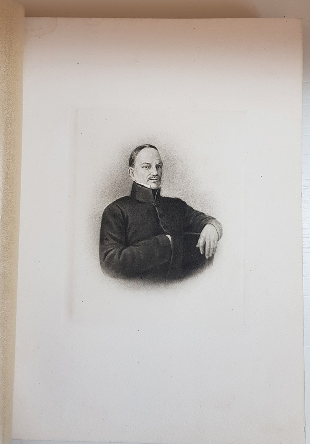 "Общественные движения в России в первую половину XIX века". Составители: В. И. Семевский, В. Богучарский, П. Е. Щеголев. 1905 г.