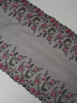 Вышивка на сетке черная с мультиколором неэластичная ширина 29 см