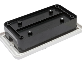 Комбинированный блок TDM ELECTRIC БКВР 3-х клавишный выключатель + розетка, 2П+З, с з/ш SQ1813-0003