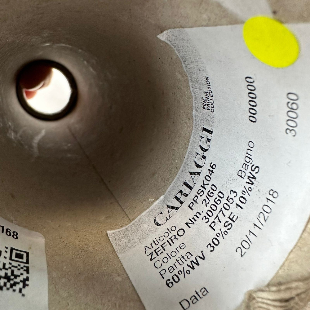 PPSK046 ZEFIRO - Cariaggi; 60% меринос, 30% шёлк, 10% кашемир; 3000м/100гр; col. 30060, цвет: черный
