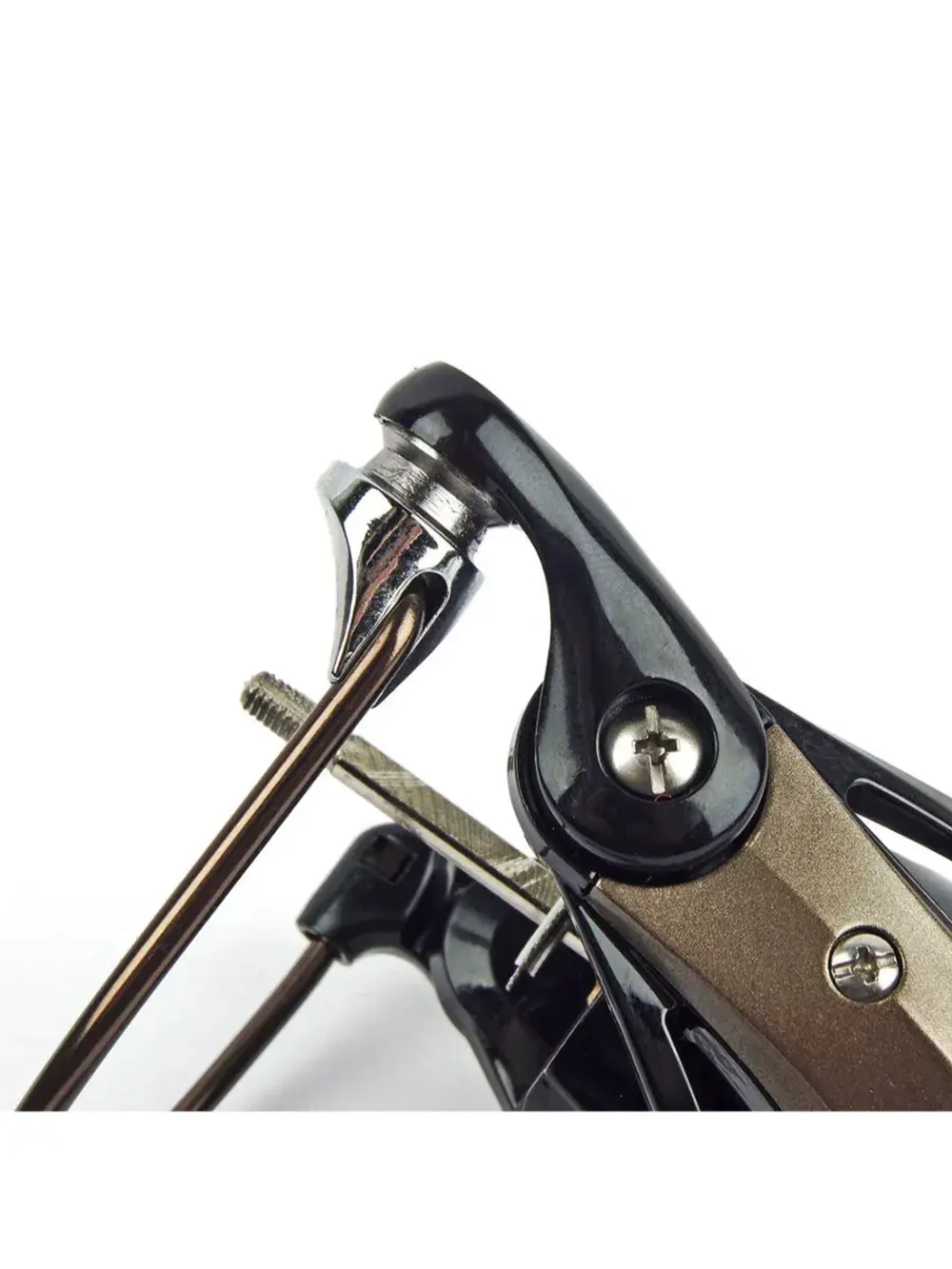 Катушка безынерционная Racer 2500