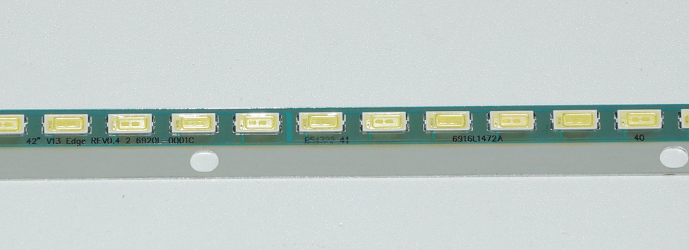 42" V13 Edge rev0.4 2 620L-0001C 6916L1472A