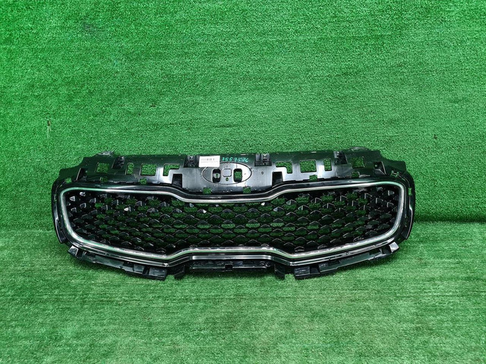 Решетка радиатора KIA Sportage 4 QL (2016-2018)