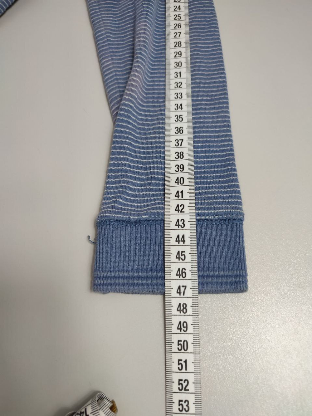 Джемпер H&M в полоску на 6-8 лет