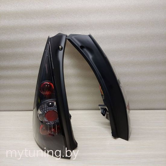 Задние фонари BLACK для Citroen C3
