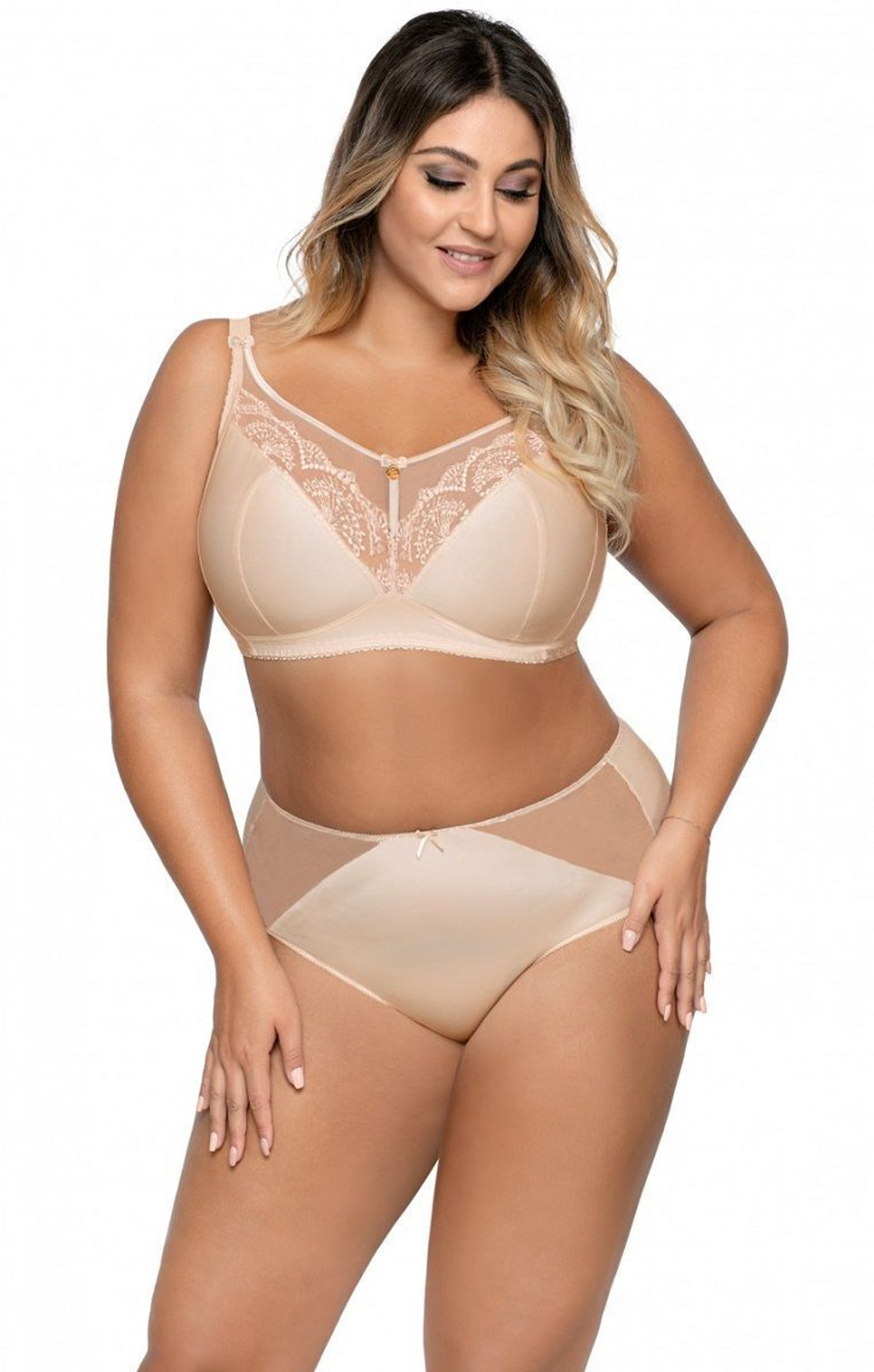 Бюстгальтер plus size с мягкими чашечками без косточек (Размер: 100E) (Цвет: черный)