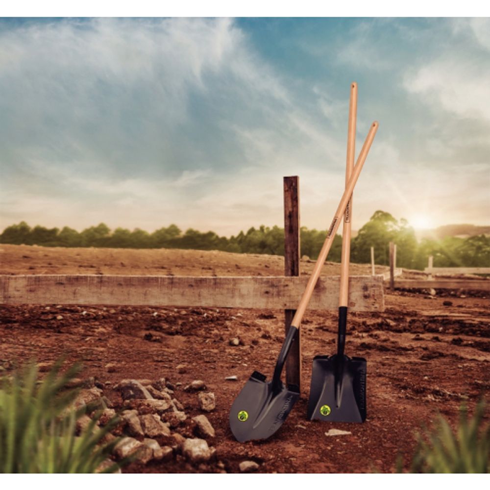 Лопата Tramontina 77417524 совковая для почвы из углеродистой стали рукоятка 120 см эвкалипт