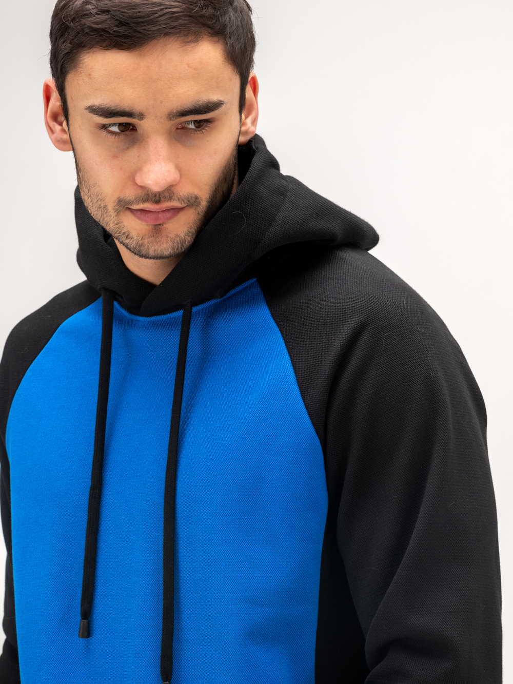 Костюм мужской спортивный. Синий/черный