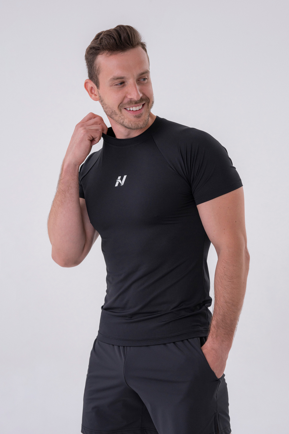 Футболка Functional Slim-Fit T-shirt 324 Черная