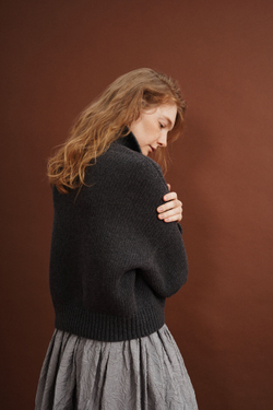 Кардиган на пуговицах с отложным воротником из мериноса графитового цвета