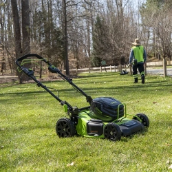 Аккумуляторная газонокосилка Greenworks GC82LM51SP2K2 (1 x 5 Ач, ЗУ) 2515907UB