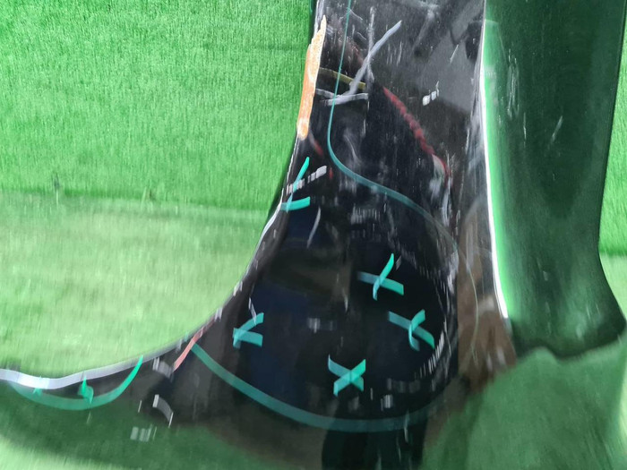 Крыло переднее левое Lexus LX 3 (2015-2023)