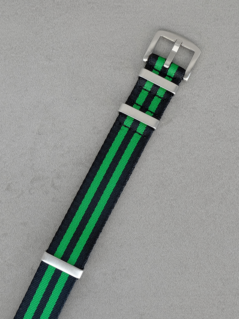 Nato Strap Premium - нейлоновый ремешок для часов