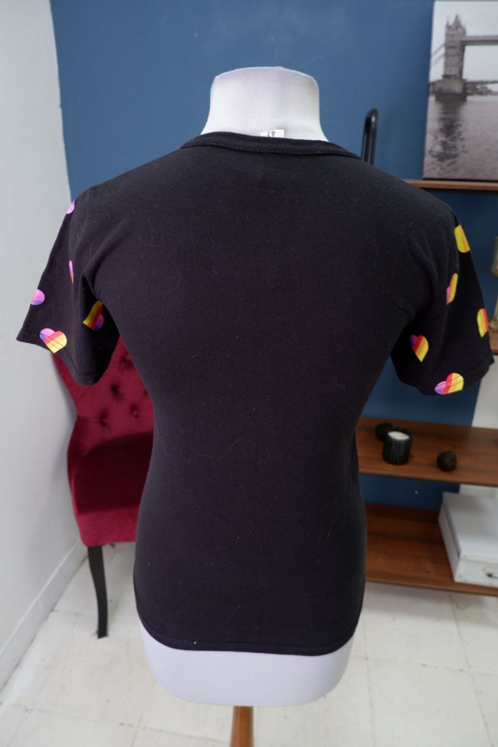 Футболка "Мир футболок" с принтом 42 размер