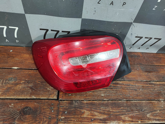 Фонарь задний левый Mercedes A-Class (W176) 12-15 Б/У Оригинал A1769063300